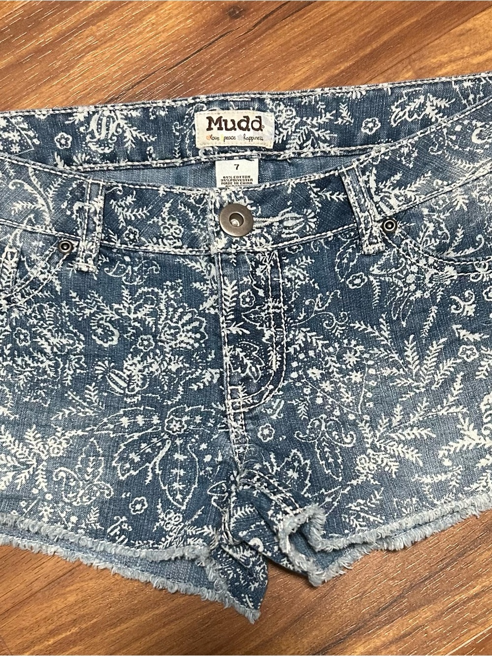 Mudd Y2K Blue Paisley Low Rise Frayed Hem Women’s 7